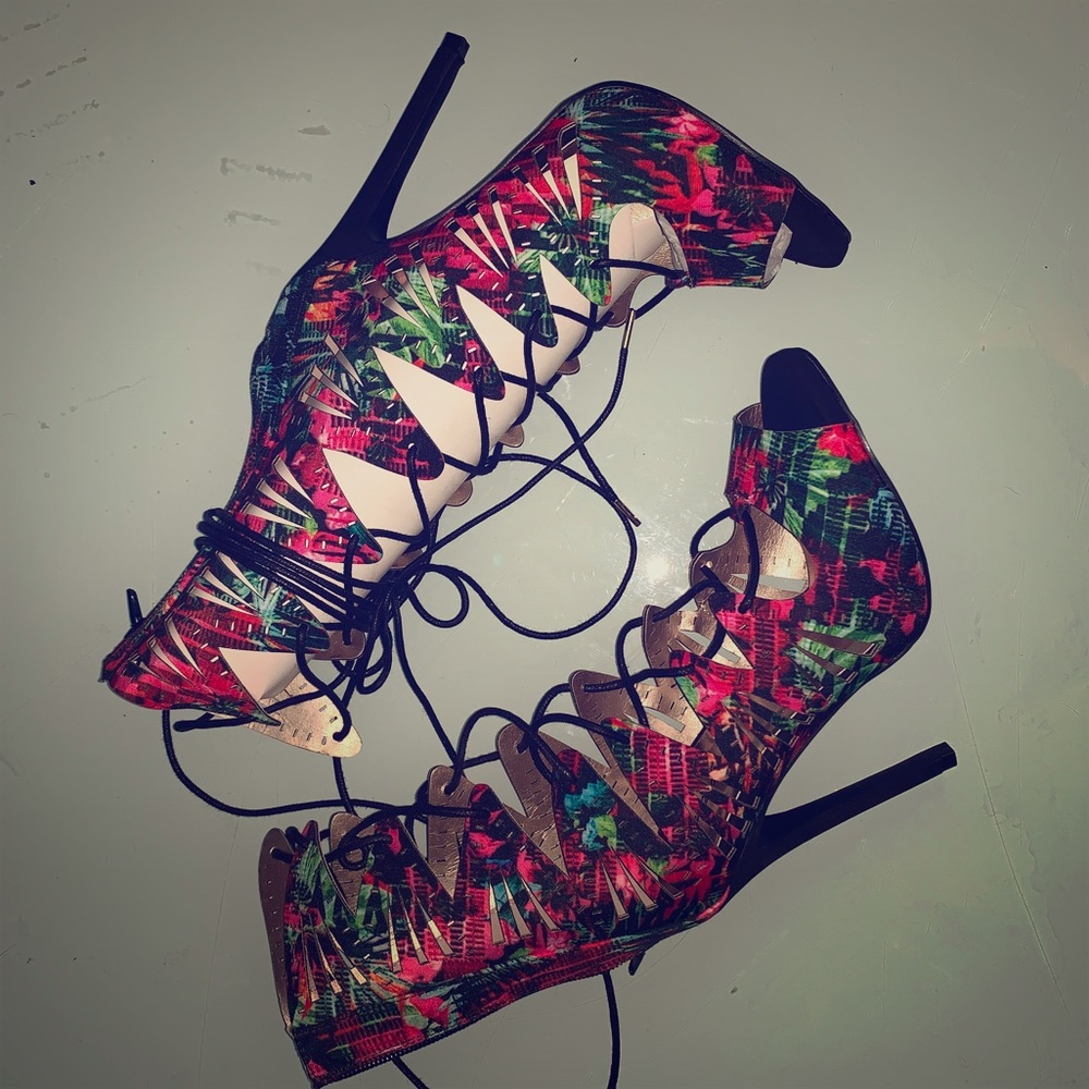 New Tie up heels